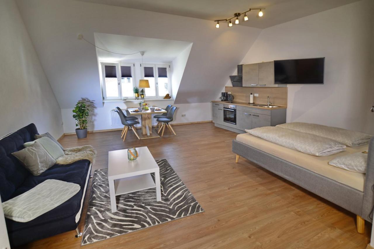 Pretti Apartments - Stilvoll Eingerichtetes Apartment Im Zentrum Von באמברג מראה חיצוני תמונה